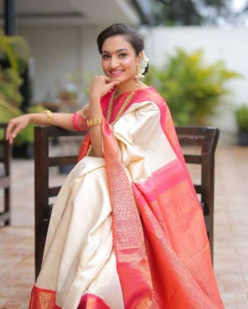 Agnisakshi vaishnavi ethnic look in brother wedding vcs