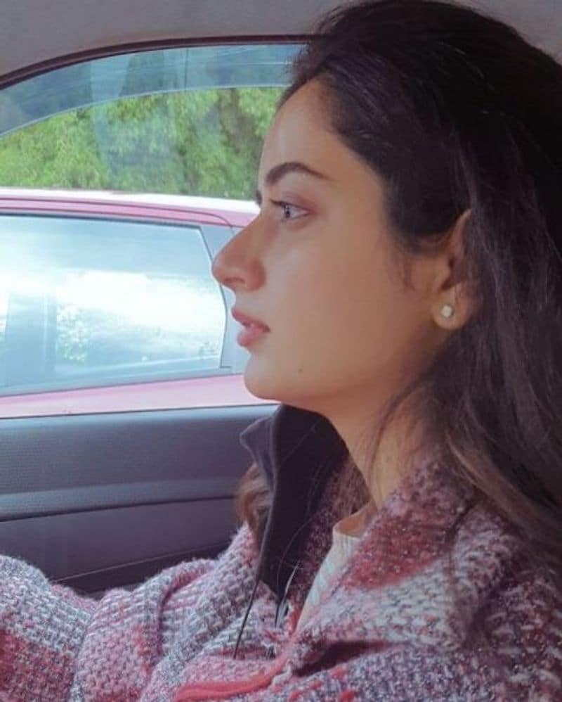 Ashika ranganath seen driving car without mask vcs