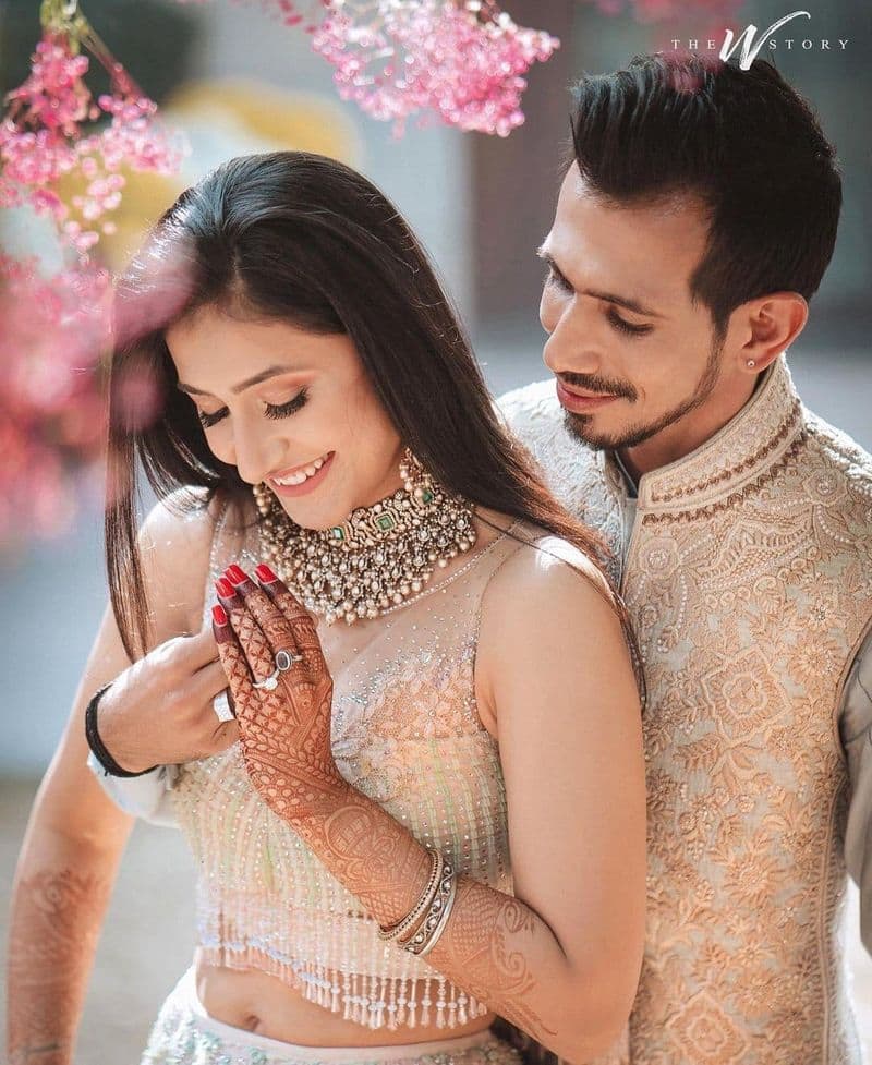 Yuzvendra Chahal's newly-wed wife Dhanashree Verma shares gorgeous pictures from engagement ceremony-ayh