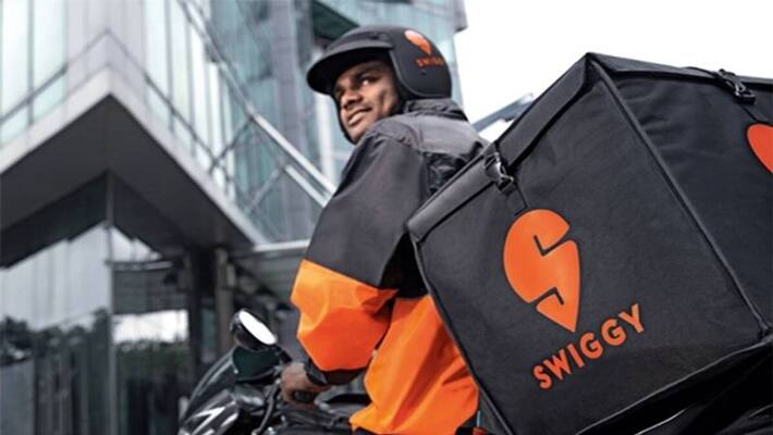 Swiggy Delivery boy sent Miss You Texts to customer Swiggy Deactivated his service akb Swiggy Delivery boy sent Miss You Texts to customer Swiggy Deactivated his service akb