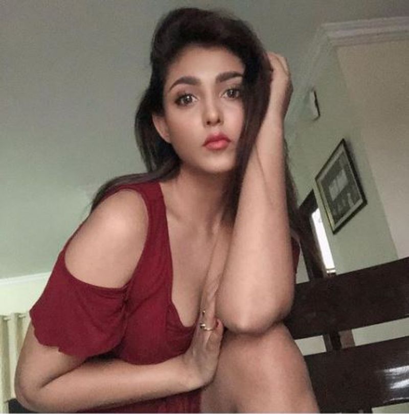 director bala movie actress mdhushalini hot photo gallery