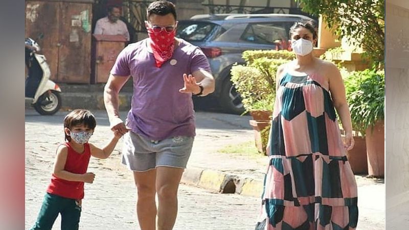 बात सैफ की करें तो उन्होंने लाइट कलर का टी-शर्ट और शार्ट्स पहन रखी थी। चेहरे पर लाल रंग का कपड़ा बांध रखा था। इतना ही नहीं उन्होंने गॉगल भी पहन रखा था।