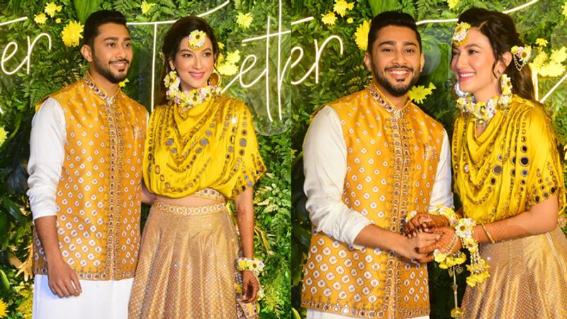 बता दें कि मेहंदी सेरेमनी में गौहर ने 4 साल पुरानी ड्रेस पहनी थी। इंस्टाग्राम पर मेहंदी की फोटोज शेयर की है और बताया है कि इस खास मौके पर उन्होंने भाई असद की 4 साल पहले गिफ्ट की ड्रेस पहनी है। गौहर ने फोटो शेयर कर लिखा- मेहंदी की रात आई, जो ड्रेस मैंने पहनी है, वो 4 साल पहले भाई असद खान ने गिफ्ट की थी। इसके लिए उनका थैंक्यू।