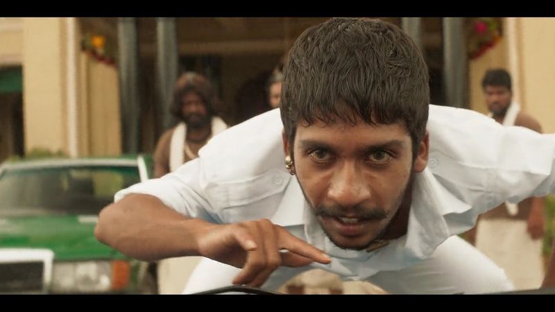 Do you know who is paavakadhaigal narikutty