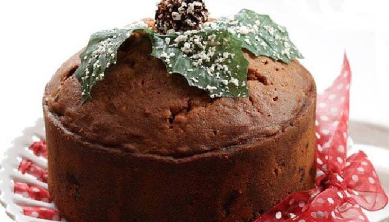 Know the average calories in Christmas staple Plum Cake