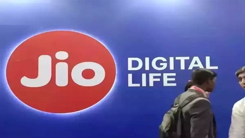 discontinues some JioPhone plans after IUC removal check available offers