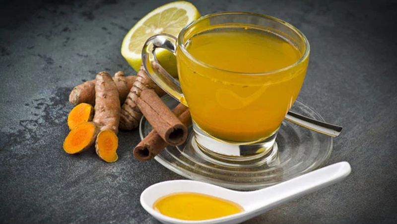 Tulsi haldi kadha to boost immunity in monsoon