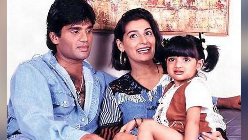 माना शेट्टी ने एक इंटरव्यू में कहा था- साथ में मिलकर चीजें करना कपल को जोड़े रखने में मदद करती है। आप जैसे दिखते हैं या जो करते हैं, उसमें आपसी अट्रैक्शन और एक्साइटमेंट बनाए रखना जरूरी है। किसी भी साथी को एक-दूसरे पर डिपेंड नहीं होना चाहिए, नहीं तो कपल एक-दूसरे को बोझ समझने लगते हैं।