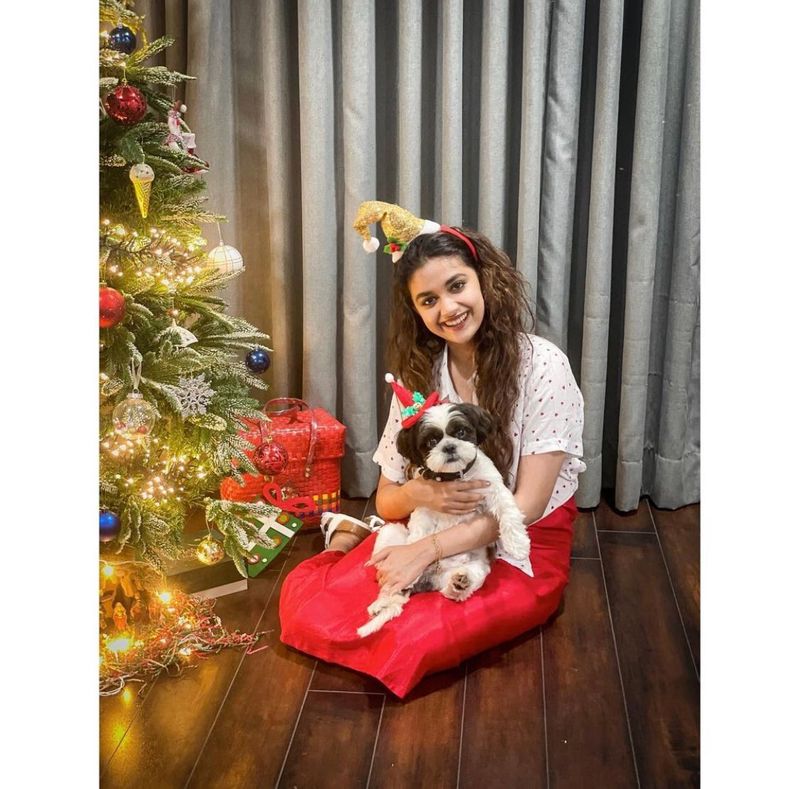 keerthy suresh cristmas celabration photos hulchul arj