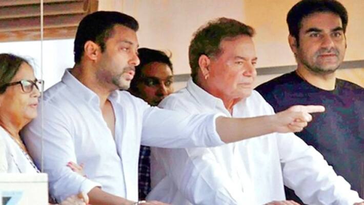 Salman Khan Message To His Fans Please Do Not Crowd Outside the Galaxy Apartment On My Birthday KPG Salman Khan Message To His Fans Please Do Not Crowd Outside the Galaxy Apartment On My Birthday KPG