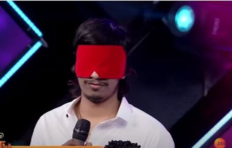 yasaswi surprise visit his lover jhansi on stage arj