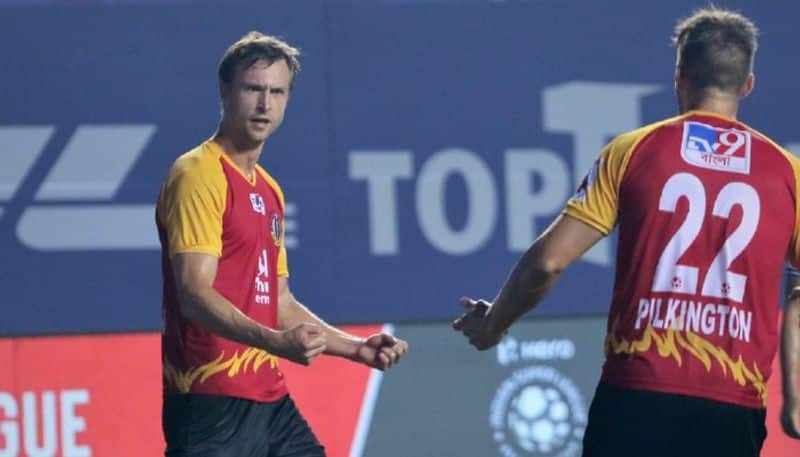Fowler engages in heated debate with Schattorie following East Bengal's 2-2 draw vs Chennaiyin-ayh