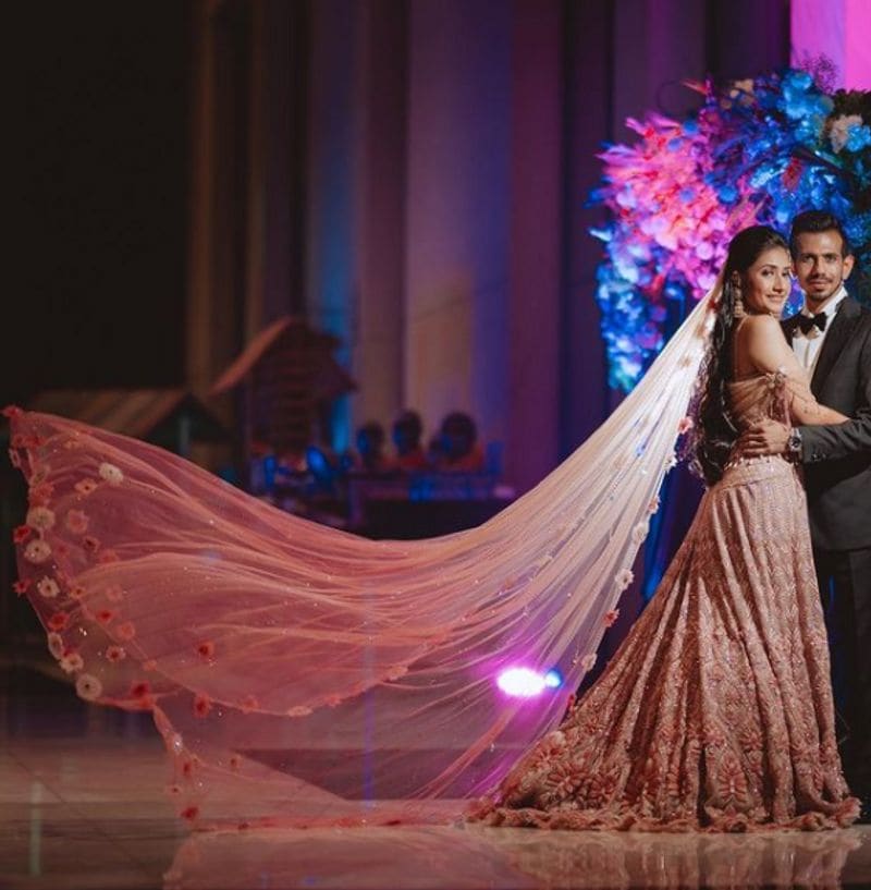 Yuzvendra Chahal shares cool pictures with newly-wed wife Dhanashree Verma-ayh