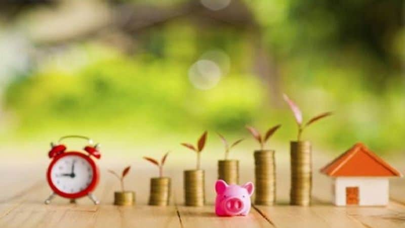 किसान विकास पत्र (KVP) पर मौजूदा ब्याज दर 6.9 फीसदी सालाना है। इस स्कीम में कम्पाउंड ब्याज मिलता है। इसका मतलब है कि ब्याज की राशि मूल जमा धन में जुड़ती जाती है और उस पर फिर ब्याज मिलता है। इससे इसमें ज्यादा रिटर्न हासिल होता है। (फाइल फोटो)