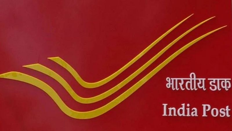 किसान विकास पत्र में अधिकतम निवेश की कोई लिमिट नहीं है, लेकिन 50 हजार रुपए से ज्यादा के निवेश पैन कार्ड (PAN Card) की जरूरत पड़ेगी। वहीं, अगर कोई इसमें 10 लाख रुपए या इससे ज्यादा का निवेश करना चाहता है, तो उसे इनकम प्रूफ जमा करना होगा। इनकम प्रूफ के तौर पर इनकम टैक्स रिटर्न, सैलरी स्लिप और बैंक स्टेटमेंट दिया जा सकता है। (फाइल फोटो)