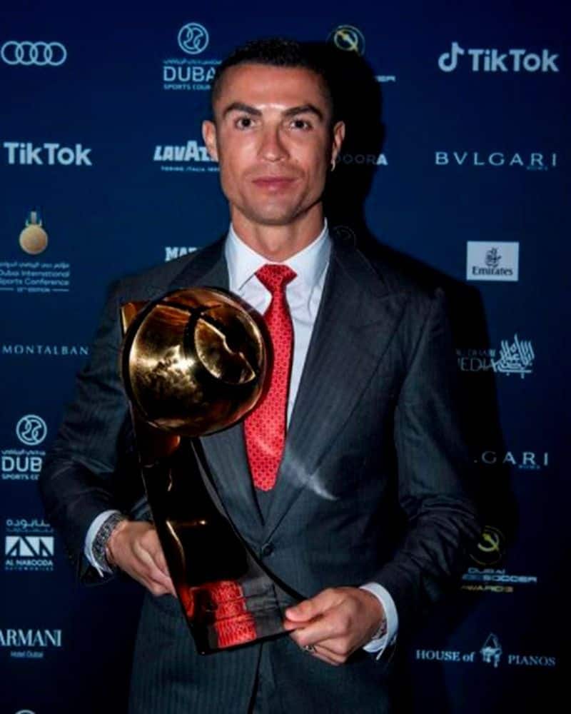 Cristiano Ronaldo has been named the best football player of the last 20 years spb