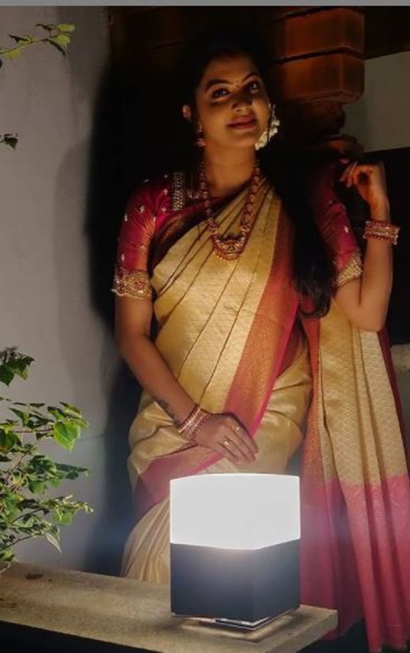 saravanan meenatchi rachitha pattu saree wearing latest photo
