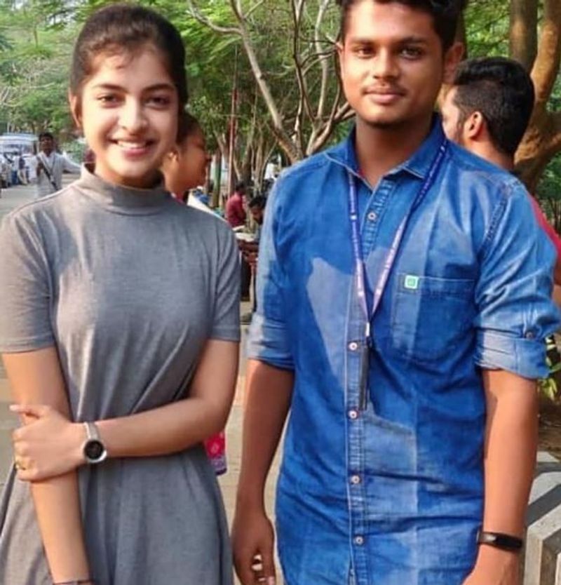 amalapaul reel daughter yuvasri latest photo gallery