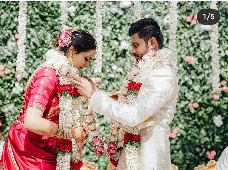 Ramesh Aravind daughter niharika ties knot with akshay Bengaluru Photos mah