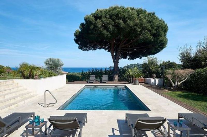 CV villas offers work-from-home staff to work for 30 days in a luxury villa for free BDD