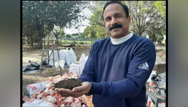 Success story: Giving up lucrative job, Amit starts vermicompost business, earns handsomely