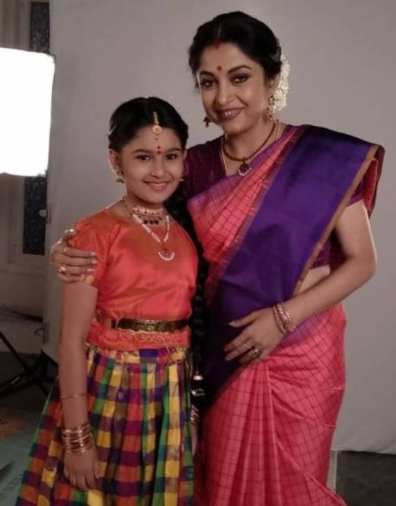 child artist yuvinaparthavi latest cute photo gallery