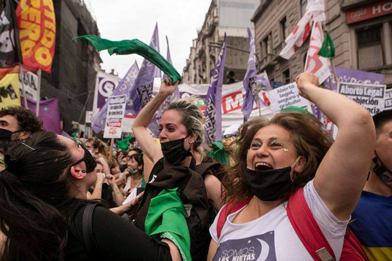 argentina senate to vote on legalise abortion