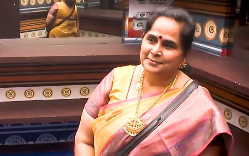 ramya mother and brother visit the biggboss house