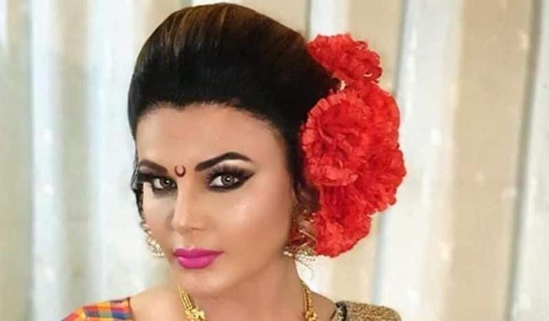 Then and Now: Rakhi Sawant changed look and name before entering film