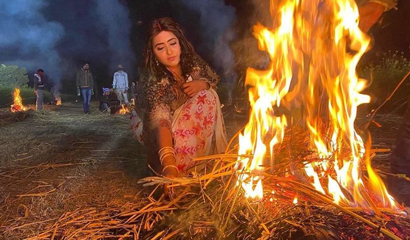 इसके अलावा अगर एक्ट्रेस के वर्कफ्रंट की बात की जाए तो वो इससे पहले 'लिट्टी-चोखा' की शूटिंग में बिजी थीं। इसमें उनके अपोजिट खेसारी लाल यादव ने लीड रोल प्ले किया है। 