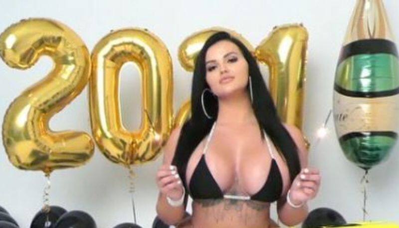 Renee Gracie's hot and stunning news year photoshoot gets viral on social media spb