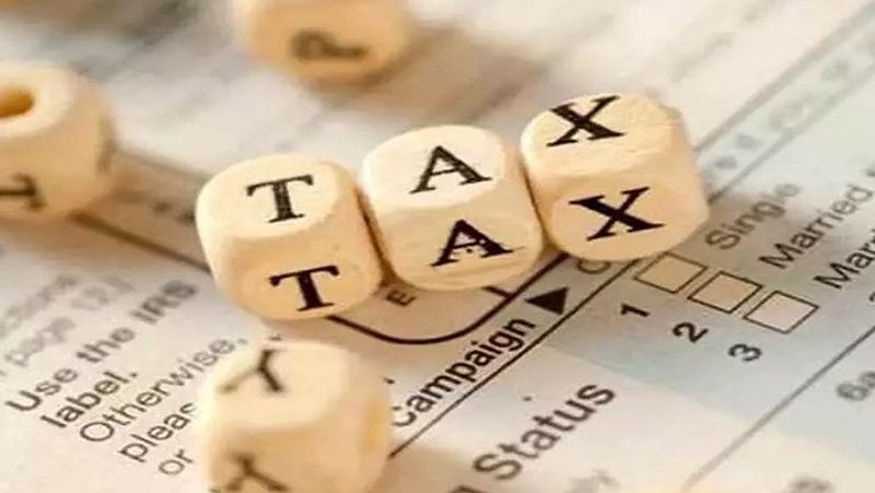 बता दें कि जिन टैक्सपेयर्स के एसेसमेंट ईयर के संबंध में डिक्लेरेशन फाइल करने से पहले साबित हो चुका है कि देनदारी वाजिब है, उन्हें इस स्कीम का फायदा नहीं मिल सकेगा। वहीं, देश के बाहर से किसी स्रोत से इनकम हुई है और उसे छुपाया गया है, तो इस स्थिति में भी इस स्कीम का फायदा नहीं मिलेगा। (फाइल फोटो)
