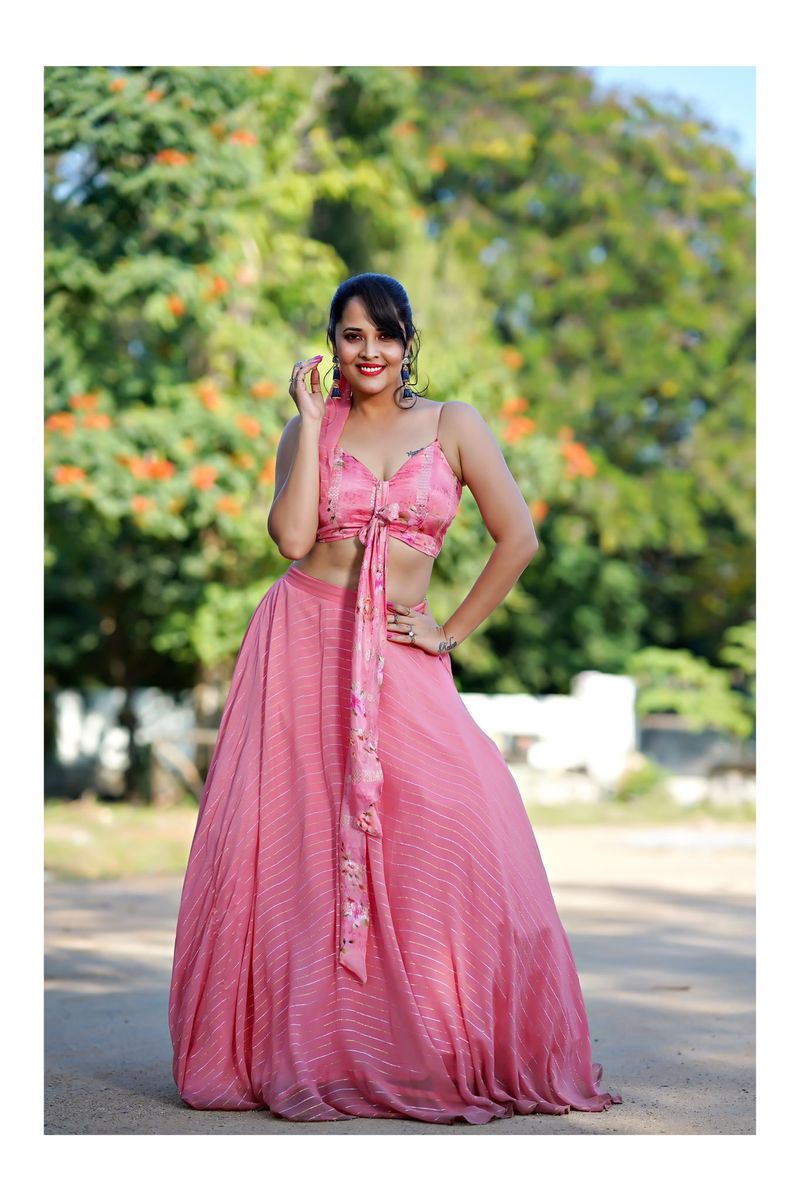 anasuya latest sexy photos shake social media arj
