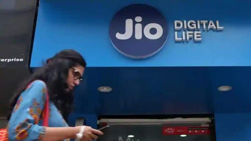 discontinues some JioPhone plans after IUC removal check available offers