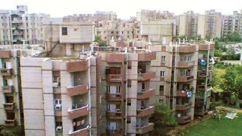 इस बार डीडीए फ्लैट्स के लिए प्रिफरेंसियल लोकेशन चार्जेस नहीं लगेंगे। डीडीए की नई हाउसिंग स्कीम के तहत 15 फीसदी आवंटन आर्थिक रूप से कमजोर (EWS) कैटेगरी के लोगों को किया जाएगा। यह दिल्ली 2021 के मास्टर प्लान के प्रावधानों का हिस्सा है। (फाइल फोटो)