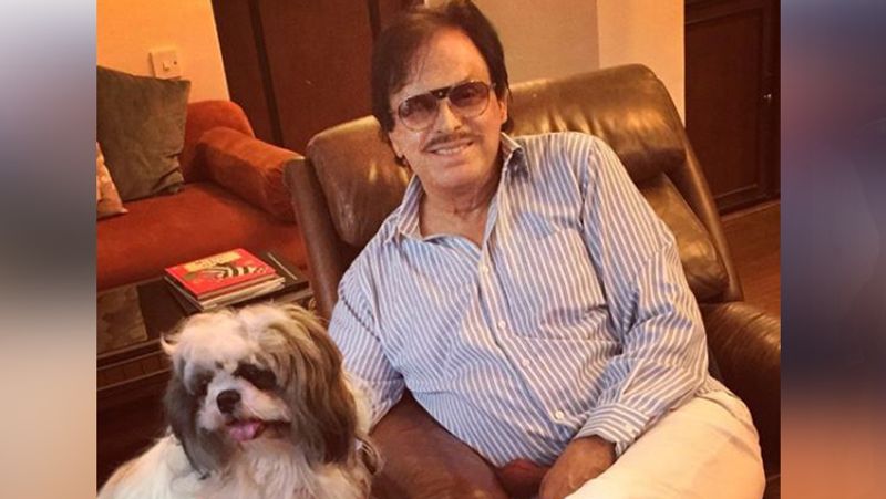 Bollywood Actor Sanjay Khan apologises for not recognizing Preity Zinta on flight mah