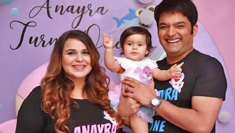 बता दें, कपिल शर्मा ने हाल ही में काफी वेट लूज किया है। अर्चना पूरन सिंह ने अपने एक वीडियो में बताया कि कपिल शर्मा ने अपना 12 किलो तक वजन घटा लिया है। कॉमेडियन एक वेबसीरीज में नजर आने वाले हैं। इसलिए, उन्होंने अपना 12 किलो वेट लूज किया है।
