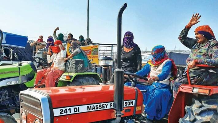 Farmer protests women are taking training in driving a tractor in haryana kpn Farmer protests women are taking training in driving a tractor in haryana kpn