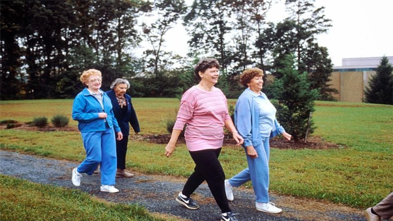 Can walking after a meal help in faster digestion?