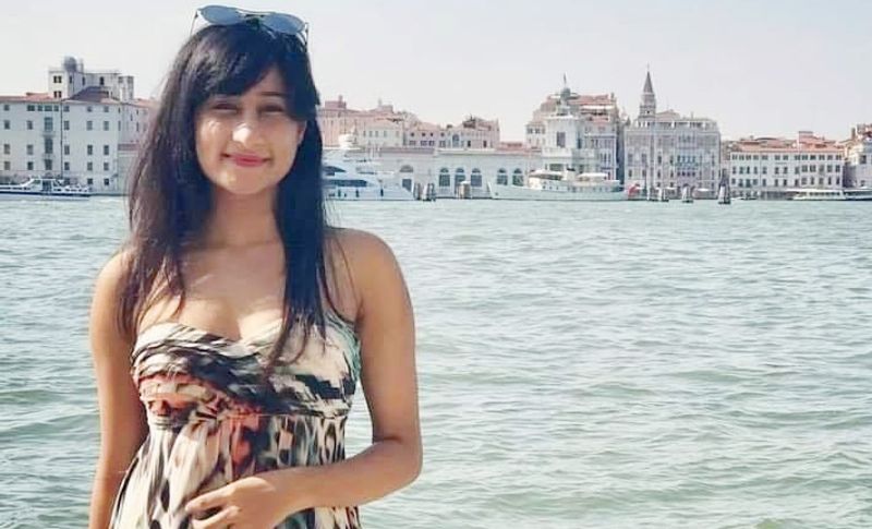 दरअसल, सोमवार को यूपीएससी ने सिविल सेवा परीक्षा का रिजल्ट जारी किया है, इस लिस्ट में में अंजलि 67वें नंबर पर हैं। सबसे खास बात यह है कि अंजलि का पहली बार में ही आईएएस की परीक्षा में चयन हुआ है।
