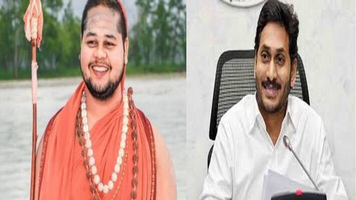 visakha swamy swathmananda saraswathi meeting with cm jagan visakha swamy swathmananda saraswathi meeting with cm jagan