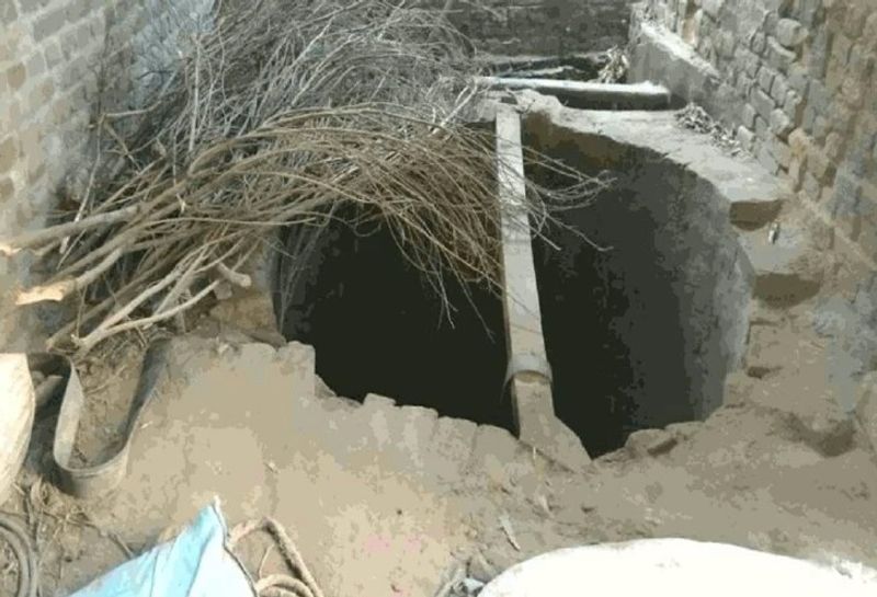 मीडिया रिपोर्ट के मुताबिक पोस्टमार्टम रिपोर्ट में कहा गया है कि महिला के साथ गैंगरेप किया गया था। इसके बाद उसके प्राइवेट पार्ट में रॉड डाली गई, जिससे अंदरूनी हिस्सा फट गया। उसकी बाईं सातवीं पसली टूटी हुई मिली और बायां फेफड़ा भी फटा हुआ था। इसके अलावा उसका बायां पैर टूटा हुआ मिला है। उसके शरीर का सारा खून बह जाने से उसकी मौत हो गई।
