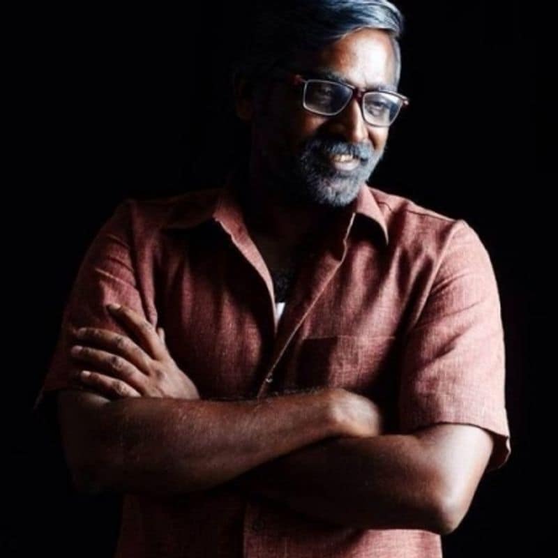 இப்படி பல்வேறு கதாபாத்திரங்களை மாறி மாறி நடித்து வருவதால், ஒரு மாதிரி நடிப்பை வெளிப்படுத்தாமல் பல்வேறு பரிமாணங்களில் தோன்றி ரசிகர்களை மகிழ்விப்பதோடு, தற்போதைய முன்னணி ஹீரோக்களை ஆச்சர்யப்படுத்தி வருகிறார்.