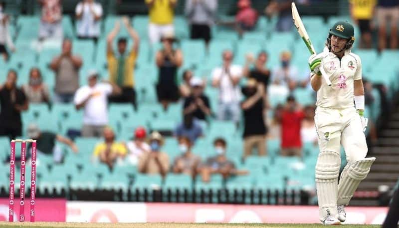 Australia on driving seat in first day of sydney test