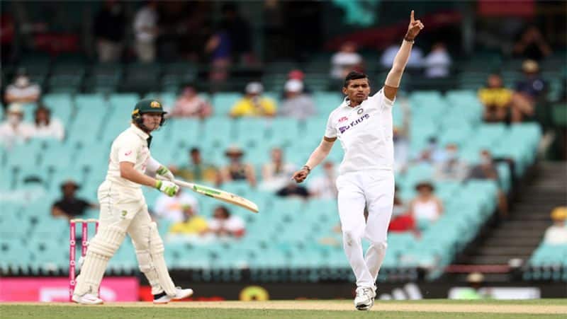 Australia on driving seat against India in Sydney Test
