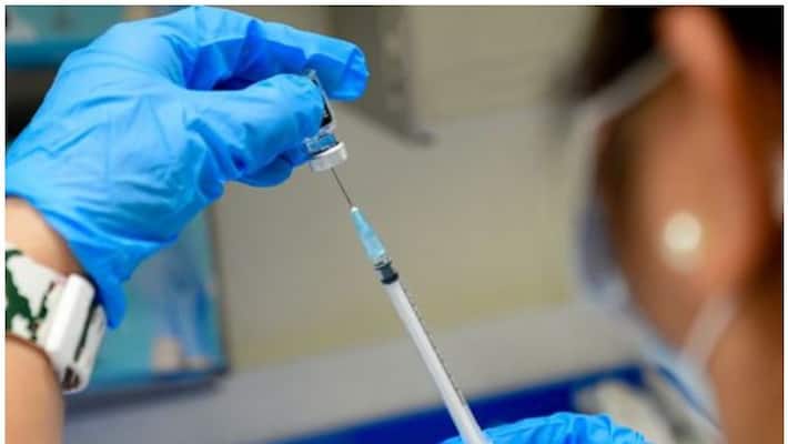 UAE approves Russia's Sputnik V COVID-19 vaccine UAE approves Russia's Sputnik V COVID-19 vaccine