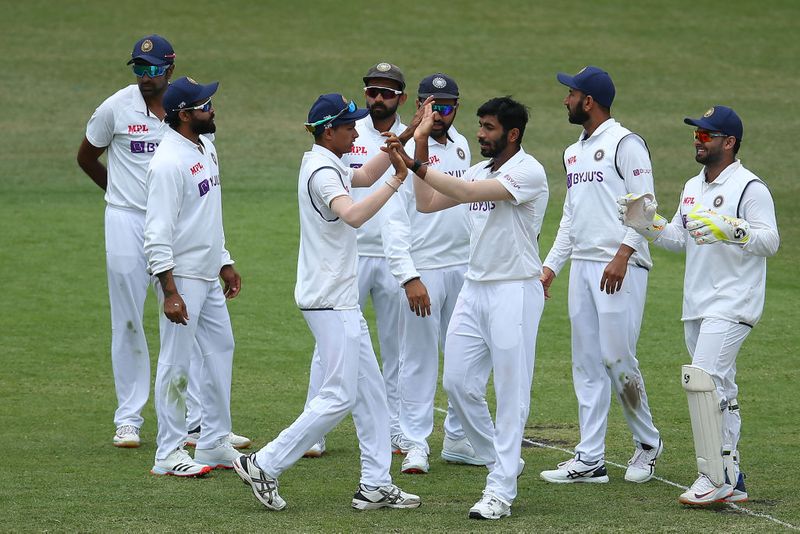 Match summary: English skipper, Root won the toss and elected to bat. While the visitor suffered a couple of early setbacks, it was the pair of Sibley (87) and Root (128*), who helped England stay at the top of its game, on Day 1. As for India, Bumrah has been the most successful bowler, claiming a couple of wickets.
Brief scores: England 263/3 (Sibley 87, Root 128*; Bumrah 2/40) vs India.