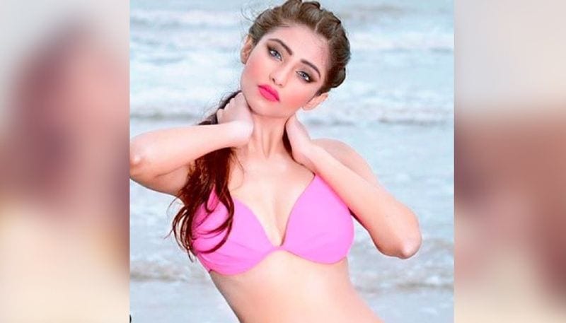 Srabanti Chatterjee s son Abhimanyu chatterjee shares romantic photos with damini in lakshmi puja 2021 BRD