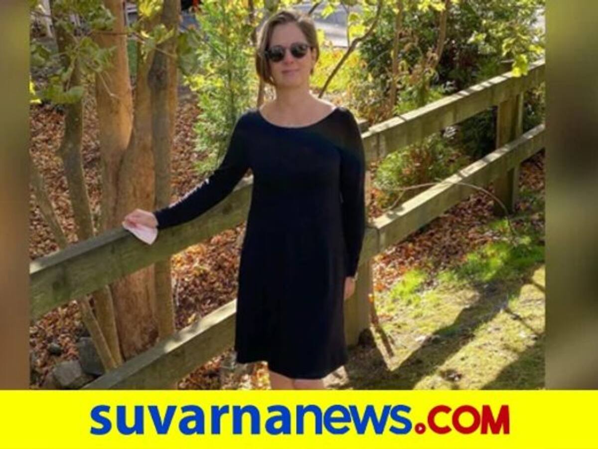 Woman wears same black dress for 100 days in a row, impresses people
