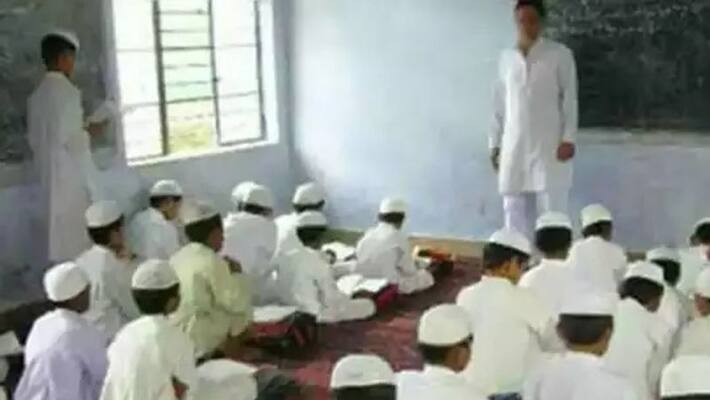 Yogi government is going to take important steps to stop the mess of madrasa teachers asa Yogi government is going to take important steps to stop the mess of madrasa teachers asa